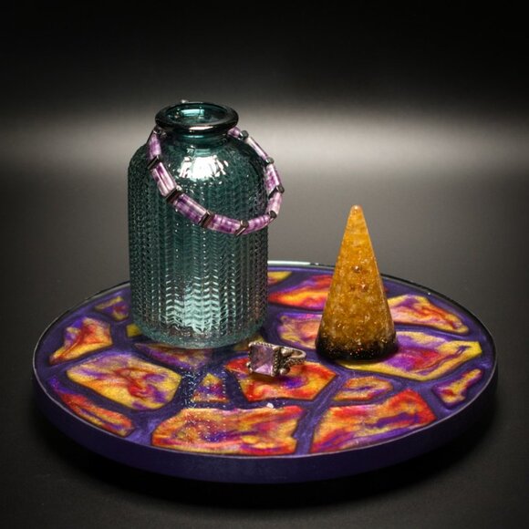 Geode Agate Vanity Tray in Purple Red and Yellow | Jewelry Display Tray - Picture 3 of 5